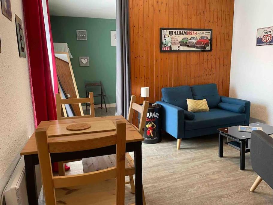 Studio tout équipé centre ville Dol de Bretagne Dol-de-Bretagne Extérieur photo