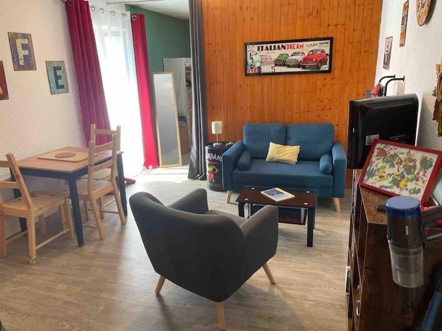 Studio tout équipé centre ville Dol de Bretagne Dol-de-Bretagne Extérieur photo